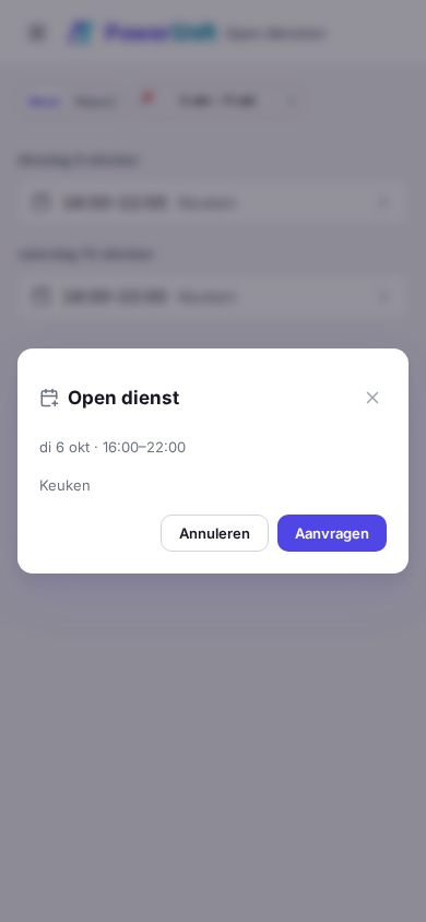 Een medewerker claimt een open dienst op een telefoon